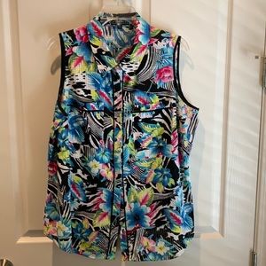 Sleeveless blouse